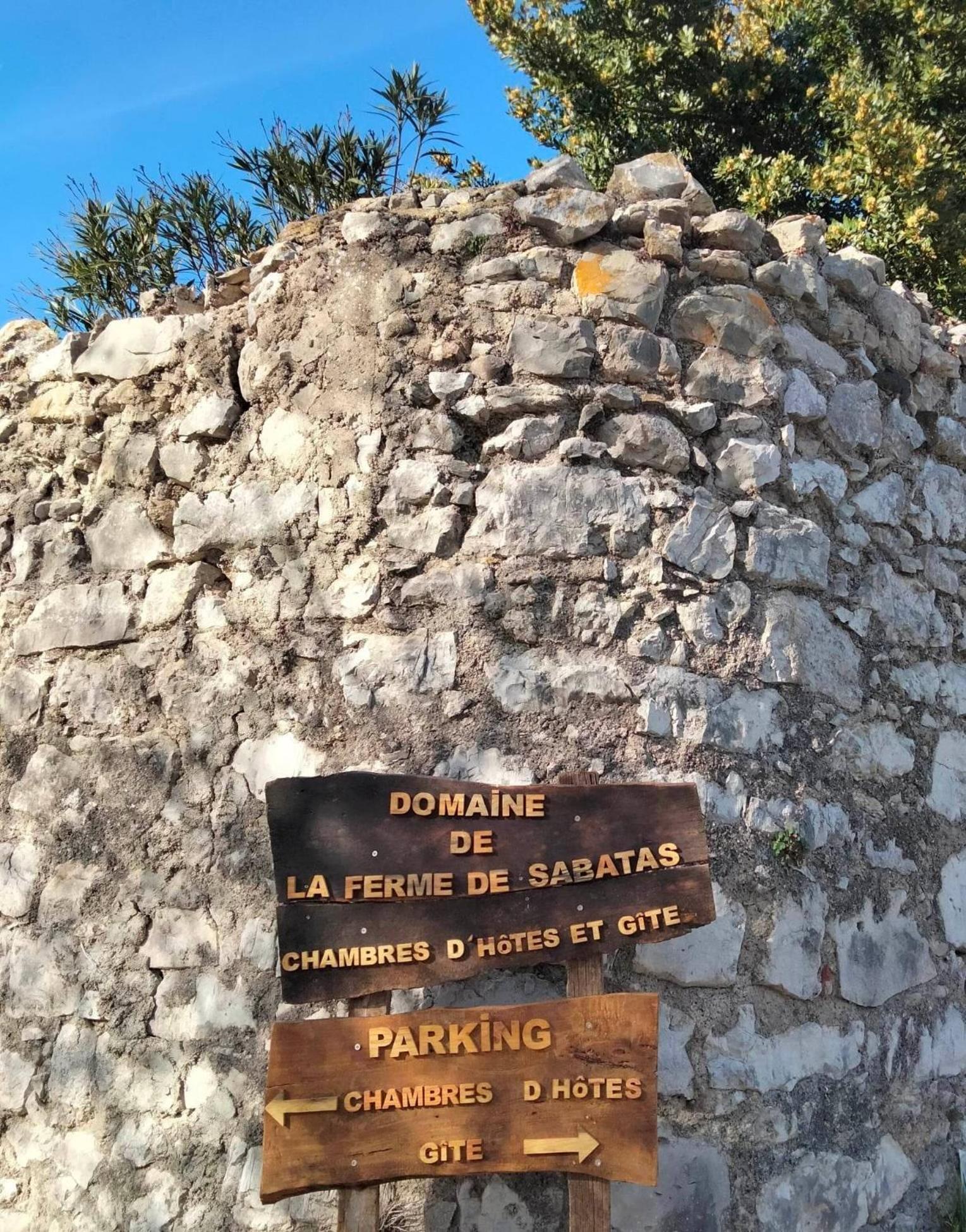 Hotel La Grange De Sabatas Chomérac Exterior foto